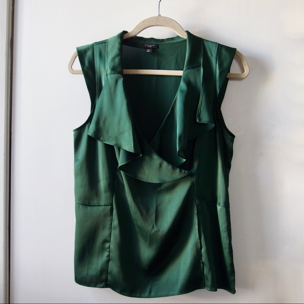 Ann Taylor Petite Cascade Lapel Sleeveless Top